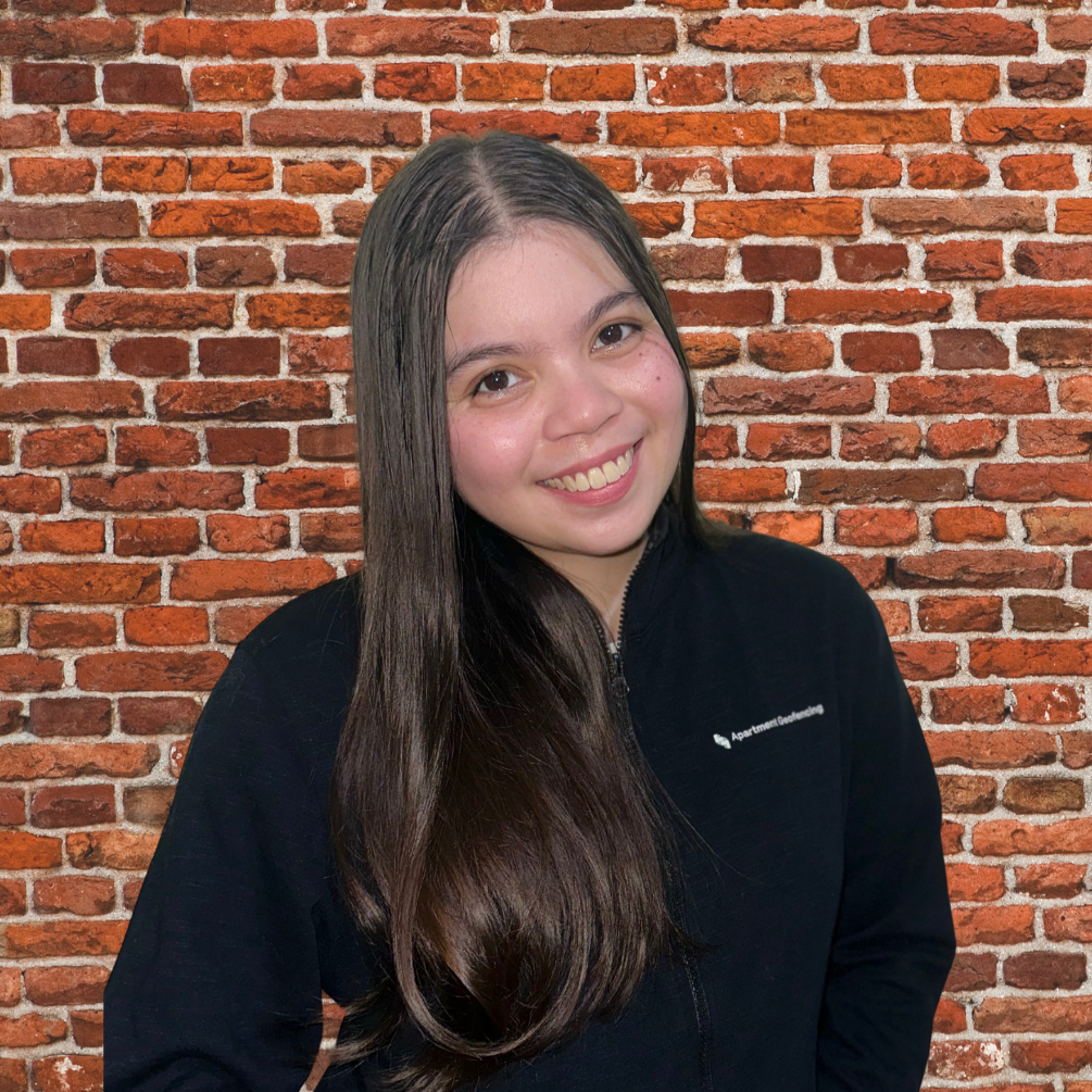 Mia Modesto